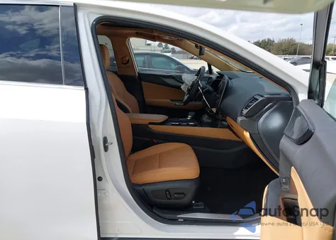 2024 Lexus Nx 250 Premium z USA, uszkodzony, nr VIN 2T2GDCAZ4RC012085